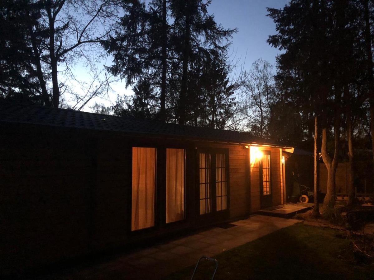 Willa 3 Slaapkamer Blokhut Met Opgemaakte Bedden Putten Zewnętrze zdjęcie