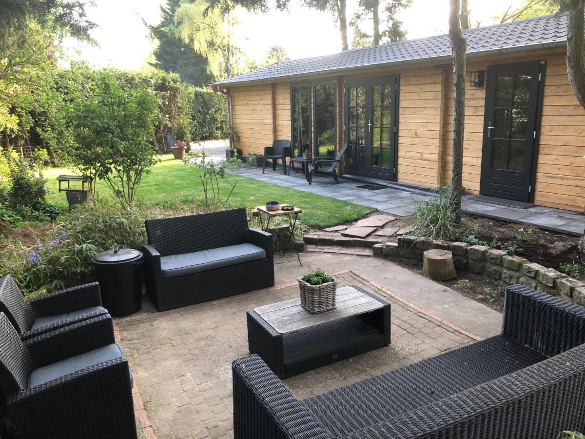 Willa 3 Slaapkamer Blokhut Met Opgemaakte Bedden Putten Zewnętrze zdjęcie