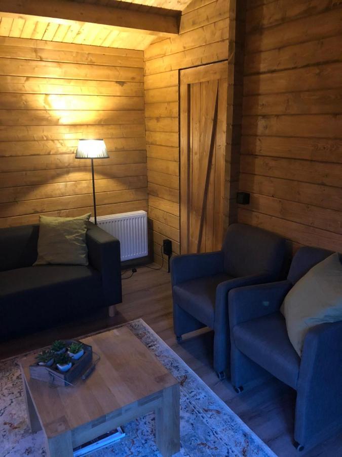 Willa 3 Slaapkamer Blokhut Met Opgemaakte Bedden Putten Zewnętrze zdjęcie